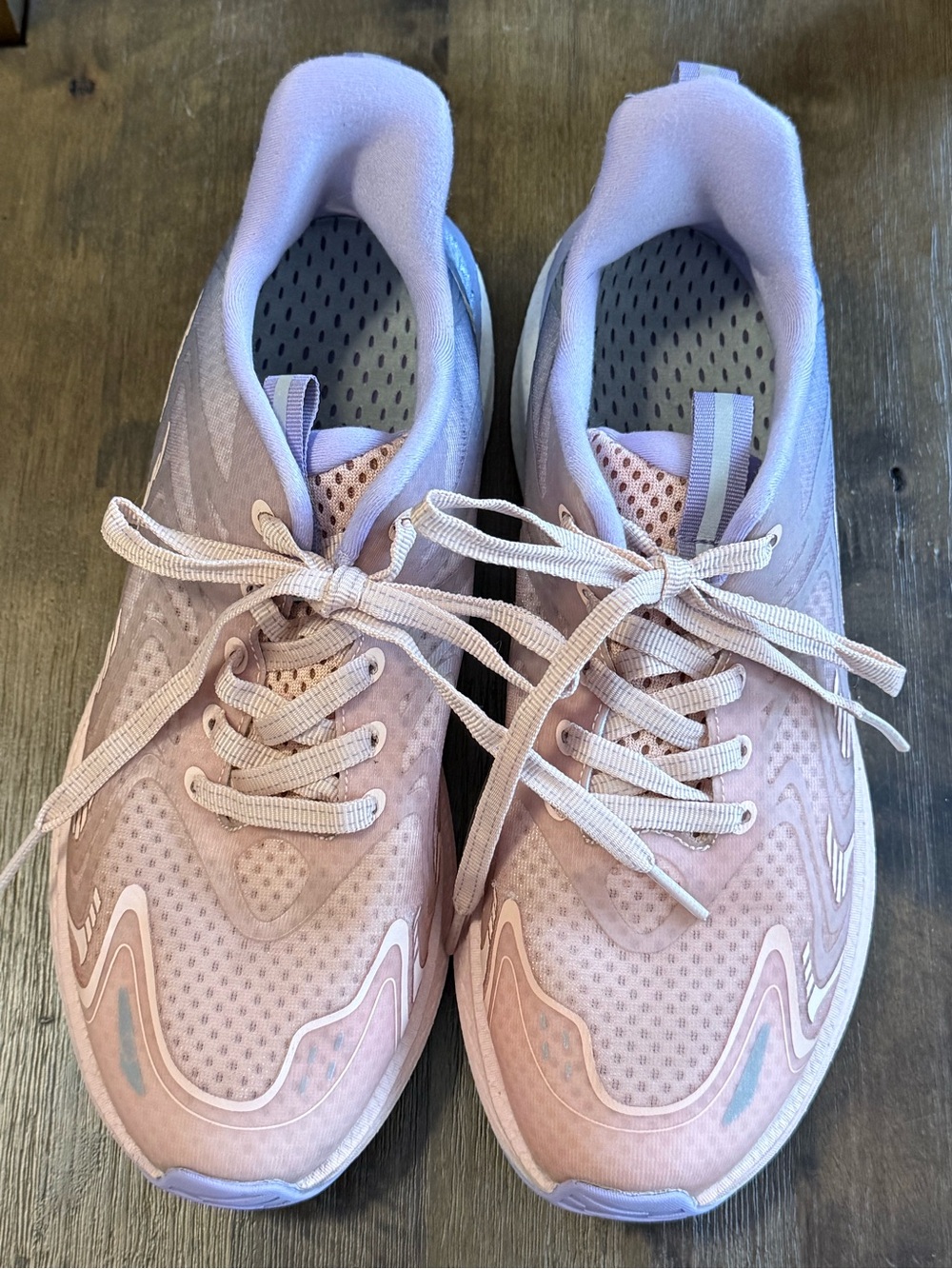 Light Pink Women's Running Sneakers
